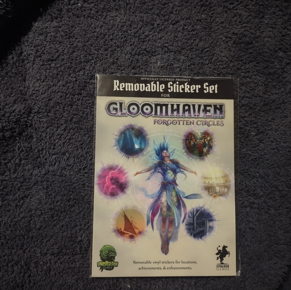 S/W NEW Gloomhaven Forgotten Circles, Solo Scenarios, and Removable Sticker Sets - Picture 13 of 14